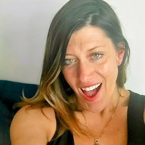 Meet your Posher, Nickie